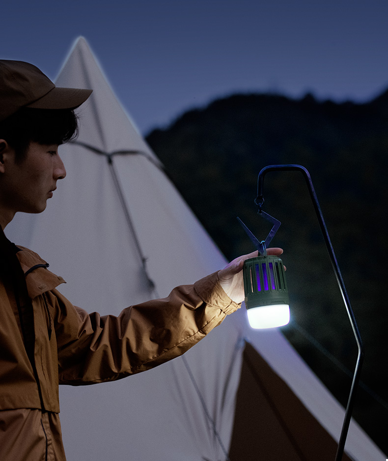 đèn treo lều cắm trại