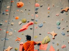 Trải nghiệm leo núi nhân tạo, một bài tập thể lực đáng giá! leo núi nhân tạo